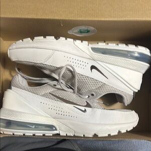 Nike Air Max Pulse